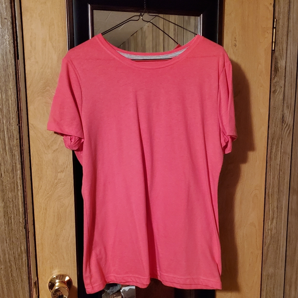 Basic pink shirt